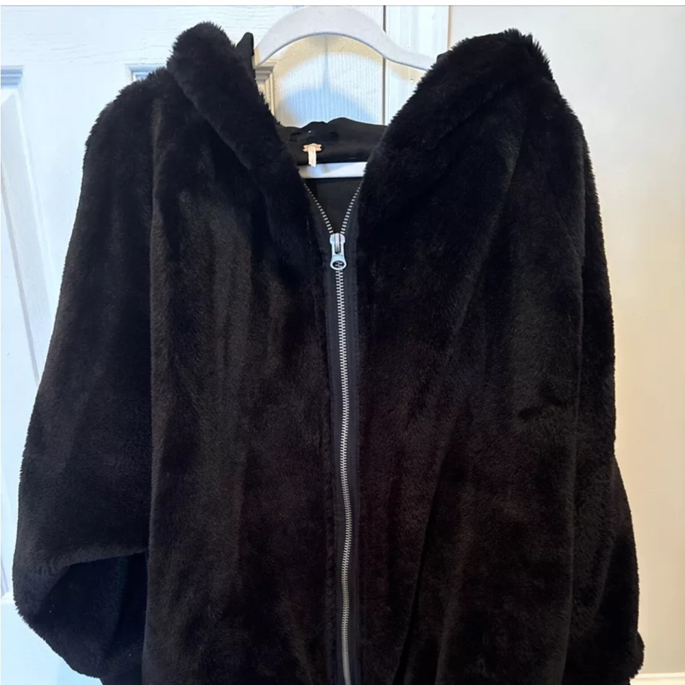 Free people faux fur coat Black Size Small